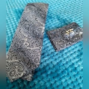 Black Paisley Tie Set